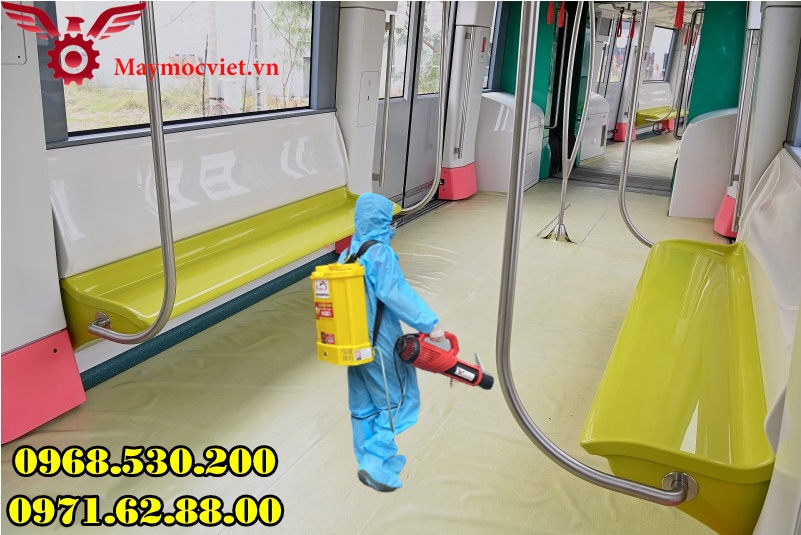 Ga Hà Nội phun khử trùng toàn bộ các tàu bằng máy  Turbo BA-6