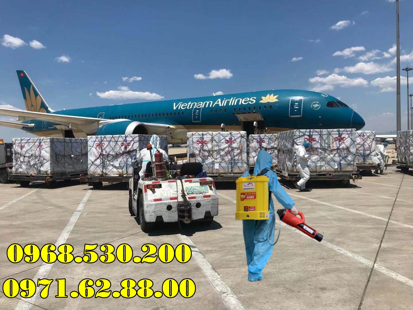 Máy phun khử khuẩn diệt côn trùng tại Sân Bay Nội Bài-Hà Nội