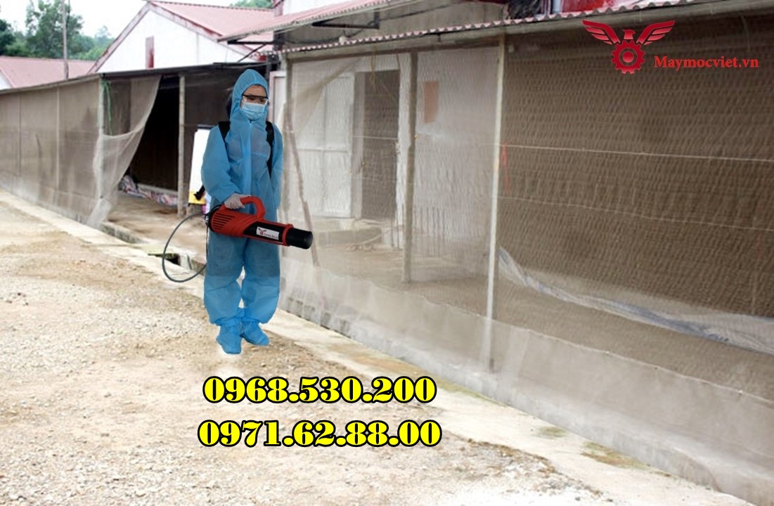 Vệ sinh ,tiêu độc khử trùng chuồng nuôi khu vực chăn nuôi