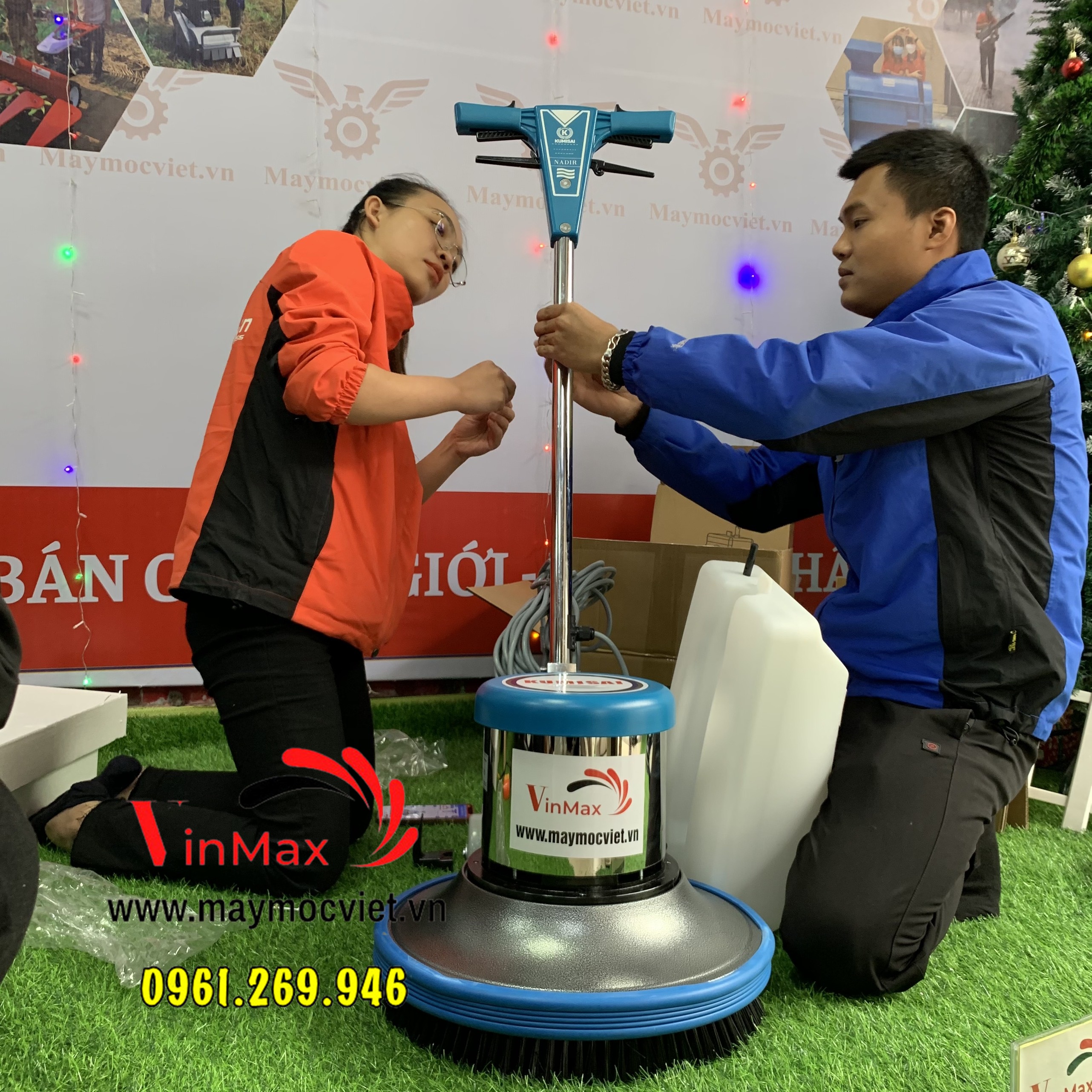 Máy chà sàn công nghiệp Kumisai KMS522 pad chà 17