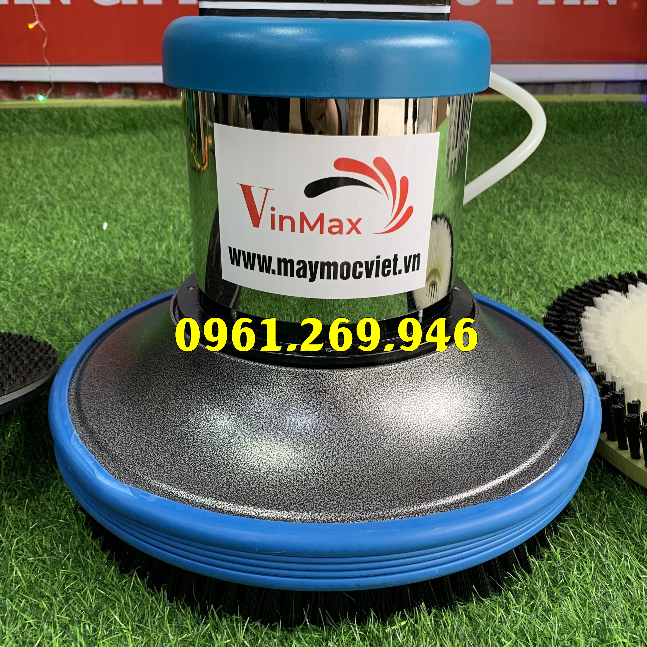 Máy chà sàn công nghiệp Kumisai KMS522 pad chà 17