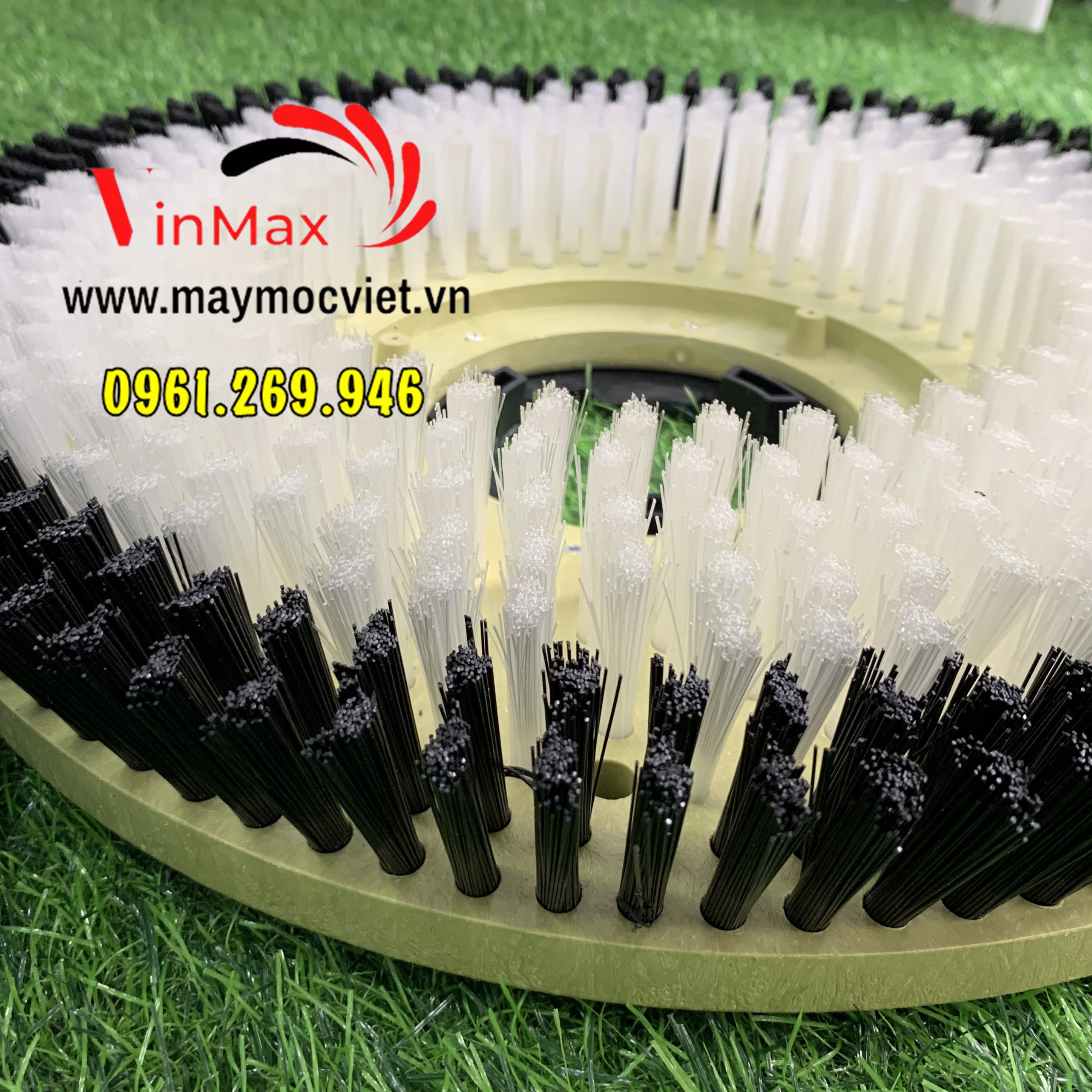 Máy chà sàn công nghiệp Kumisai KMS522 pad chà 17