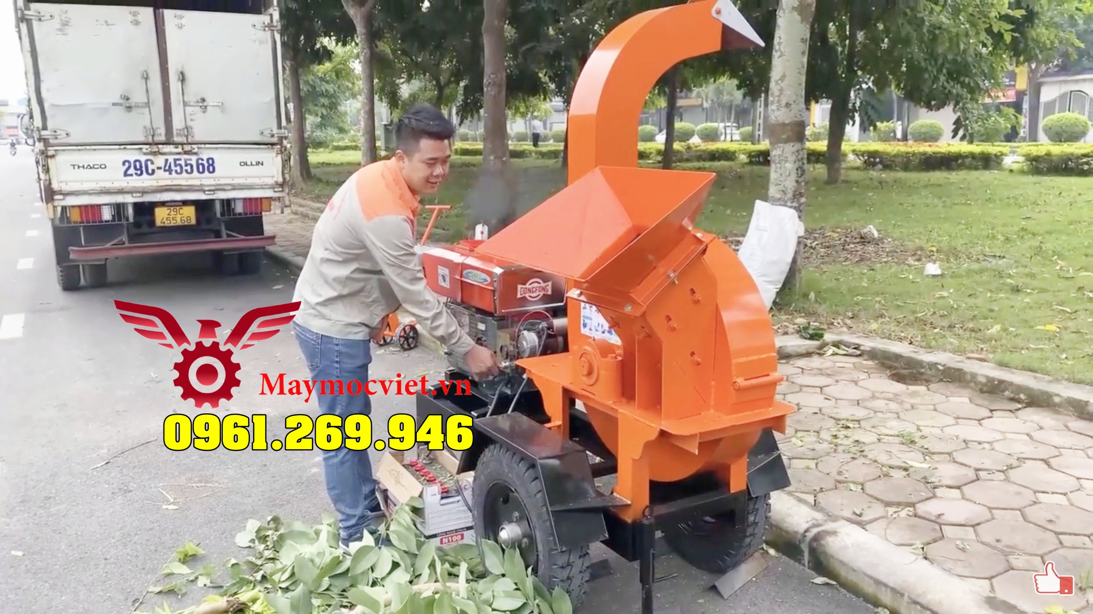 Máy băm cành cây di động đầu nổ 35HP đề điện acquy