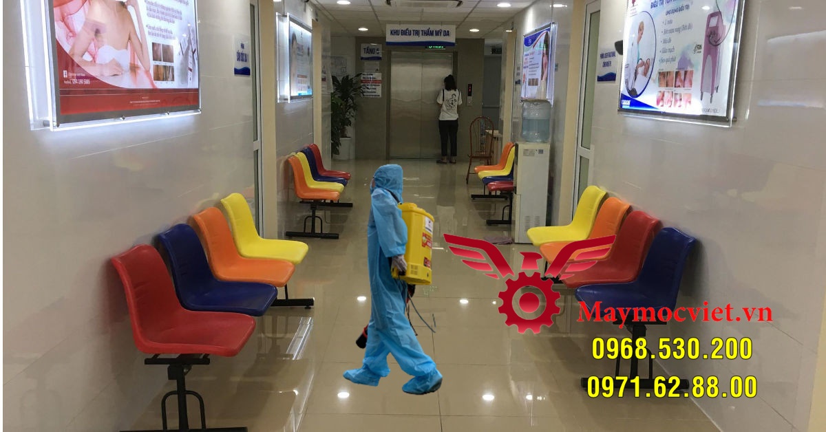 Hà Nội phun thuốc phòng chống sốt xuất huyết trên diện rộng