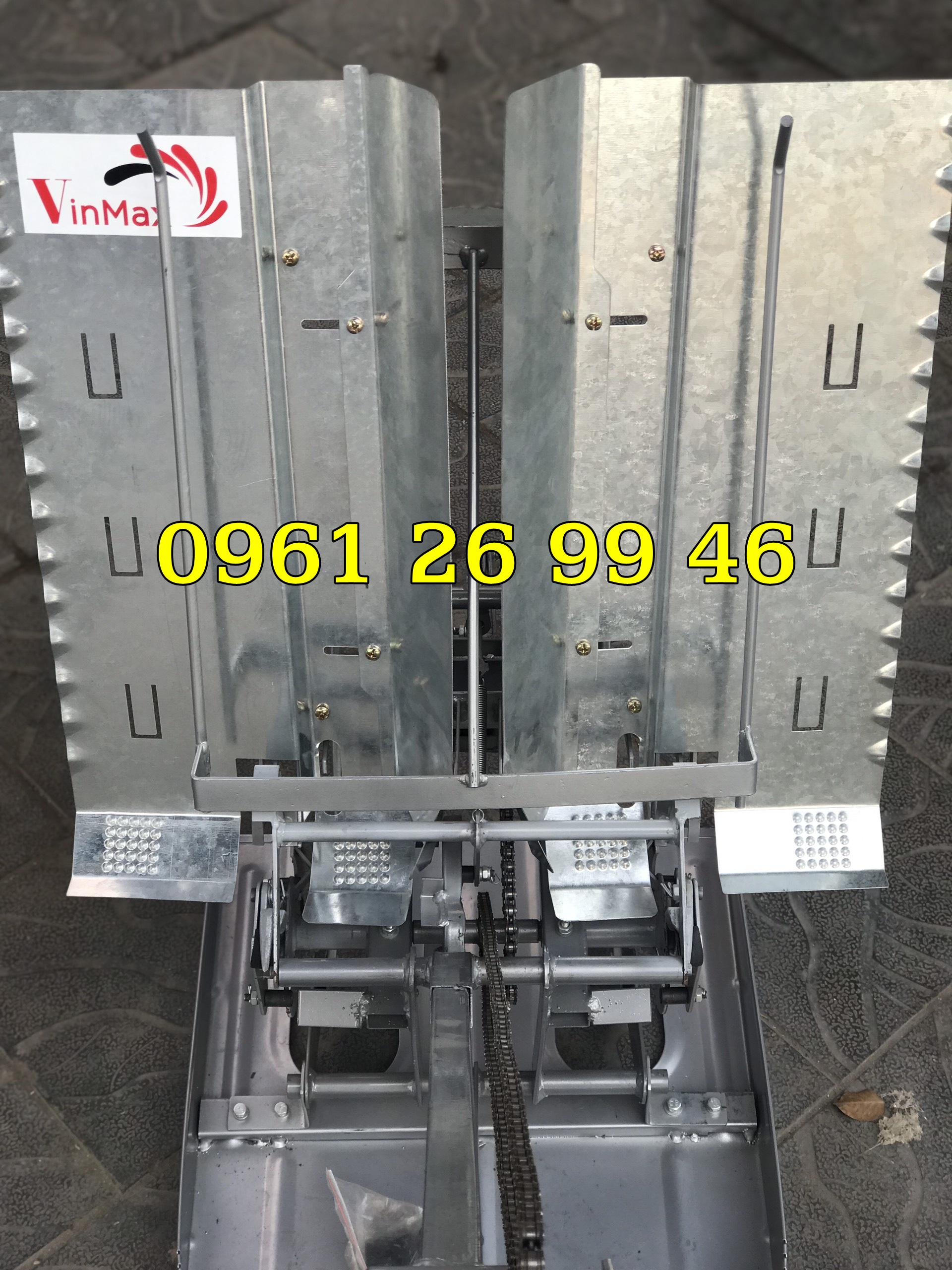 Máy cấy lúa mạ nhổ 2 hàng kéo tay giá tốt sẵn hàng