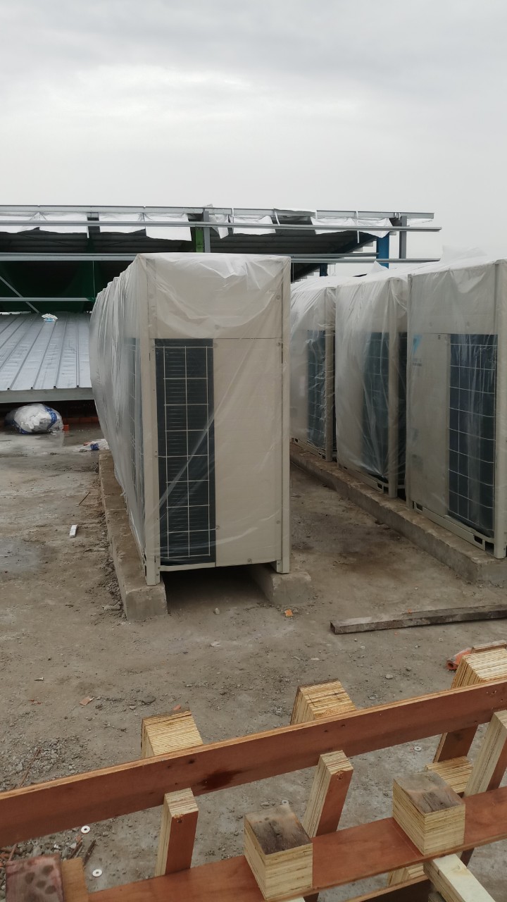 Điều hòa áp trần nhiều tính năng mới -siêu bền