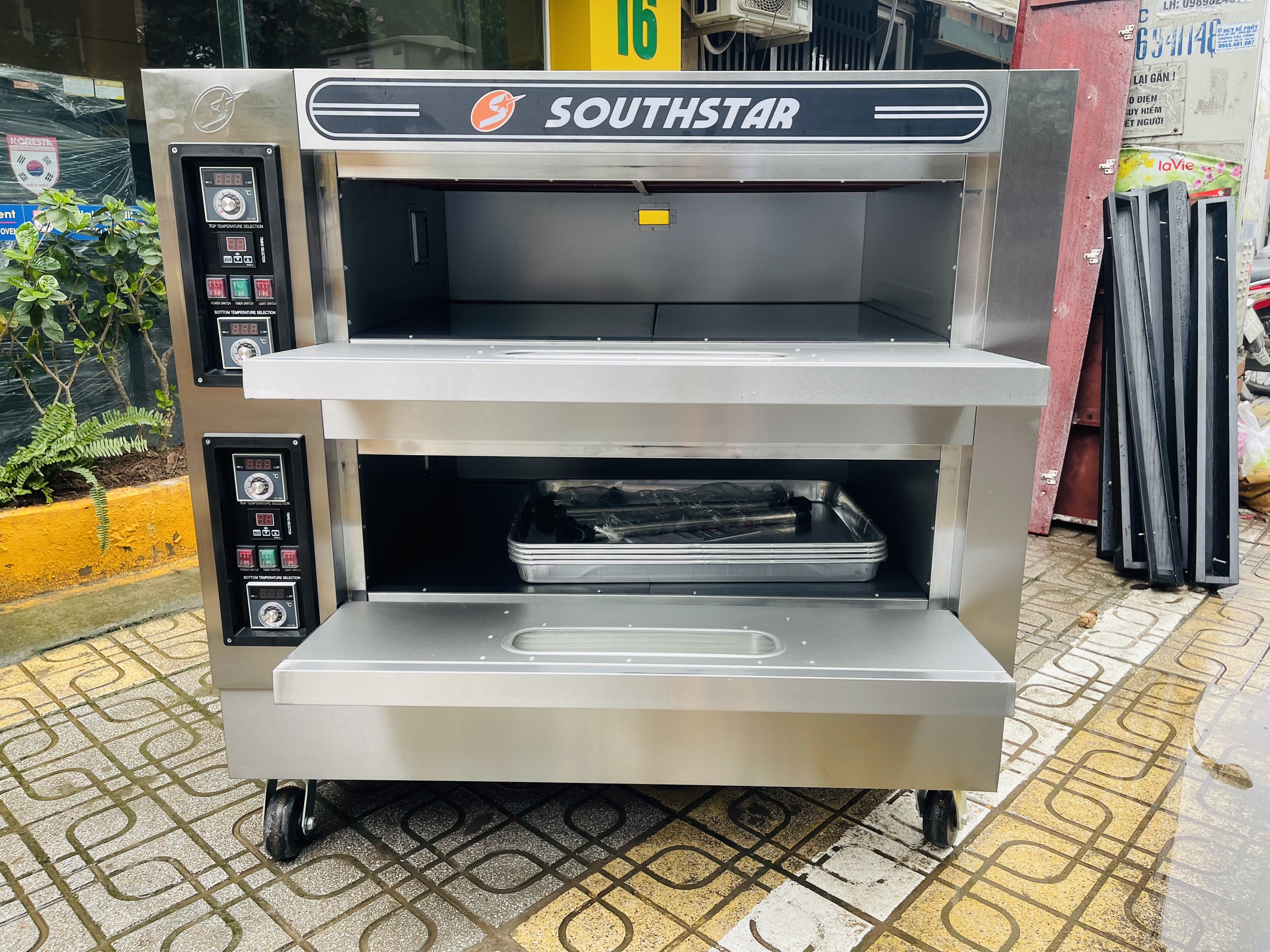 Lò nướng bánh mì bánh ngọt  dùng điện YXD-40C