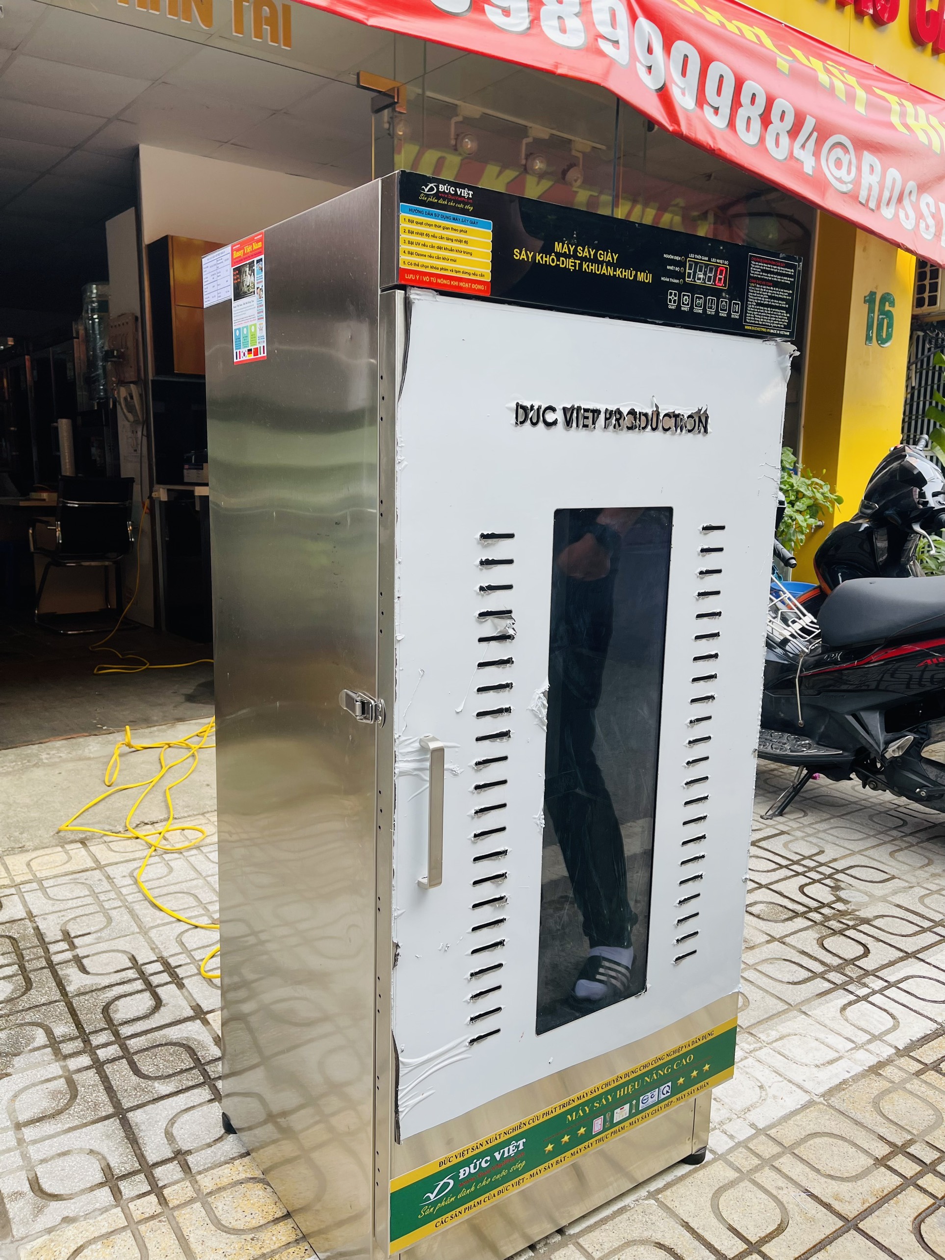 Máy sấy diệt khuẩn giày dép dạng thanh treo 8 đôi MSG8D-EX