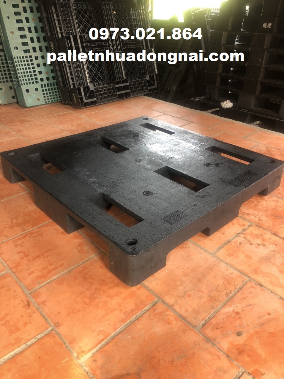 Giá pallet nhựa mới nhất năm 2023 giá rẻ cạnh tranh
