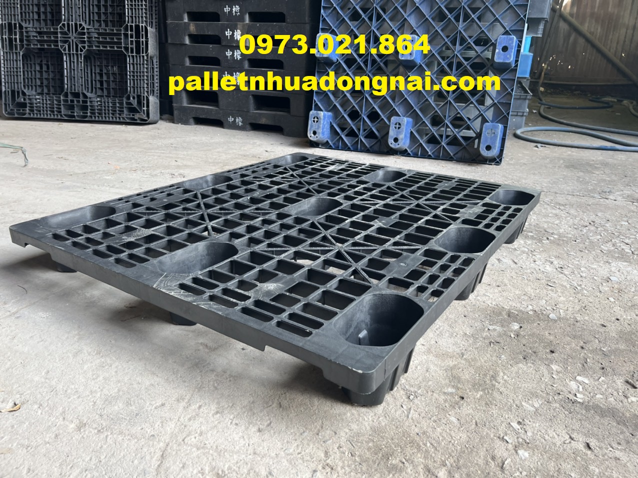 Chuyên cung cấp pallet nhựa cũ với giá rẻ 