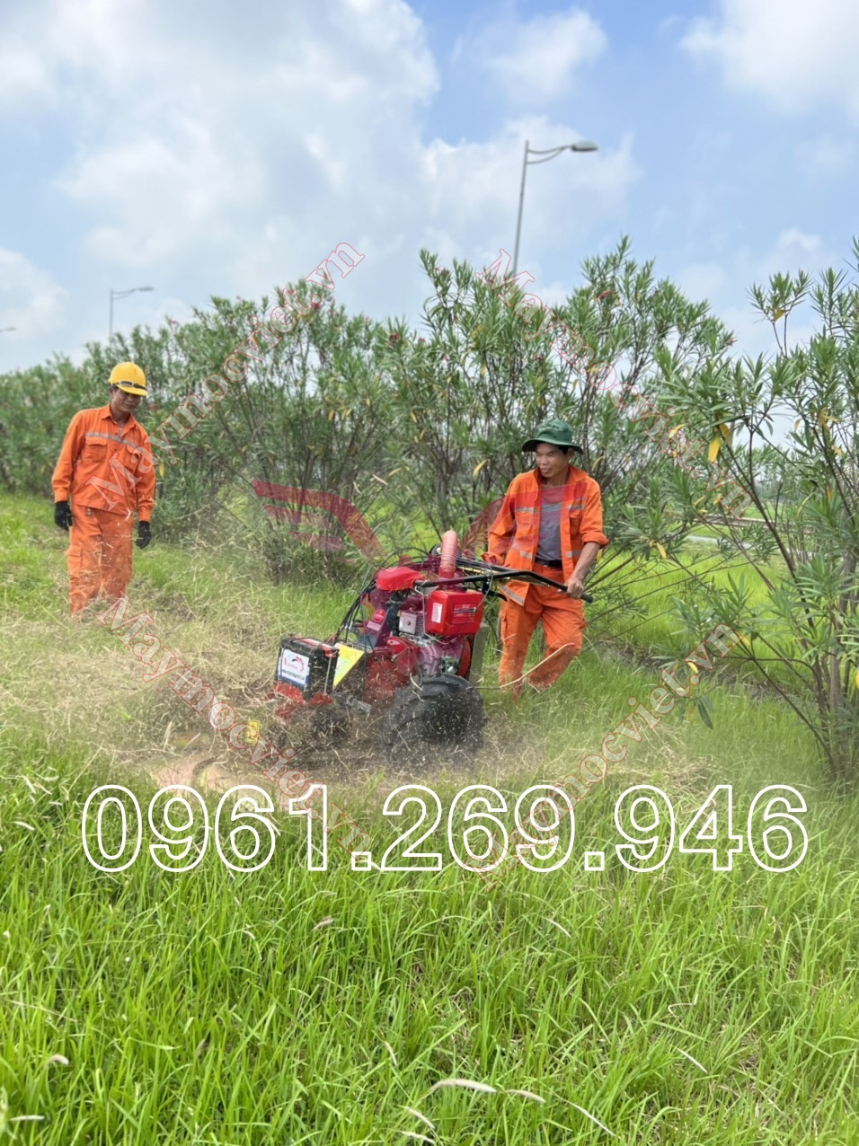 Máy phát cỏ mâm xoay tự lái Kawasaki BM91