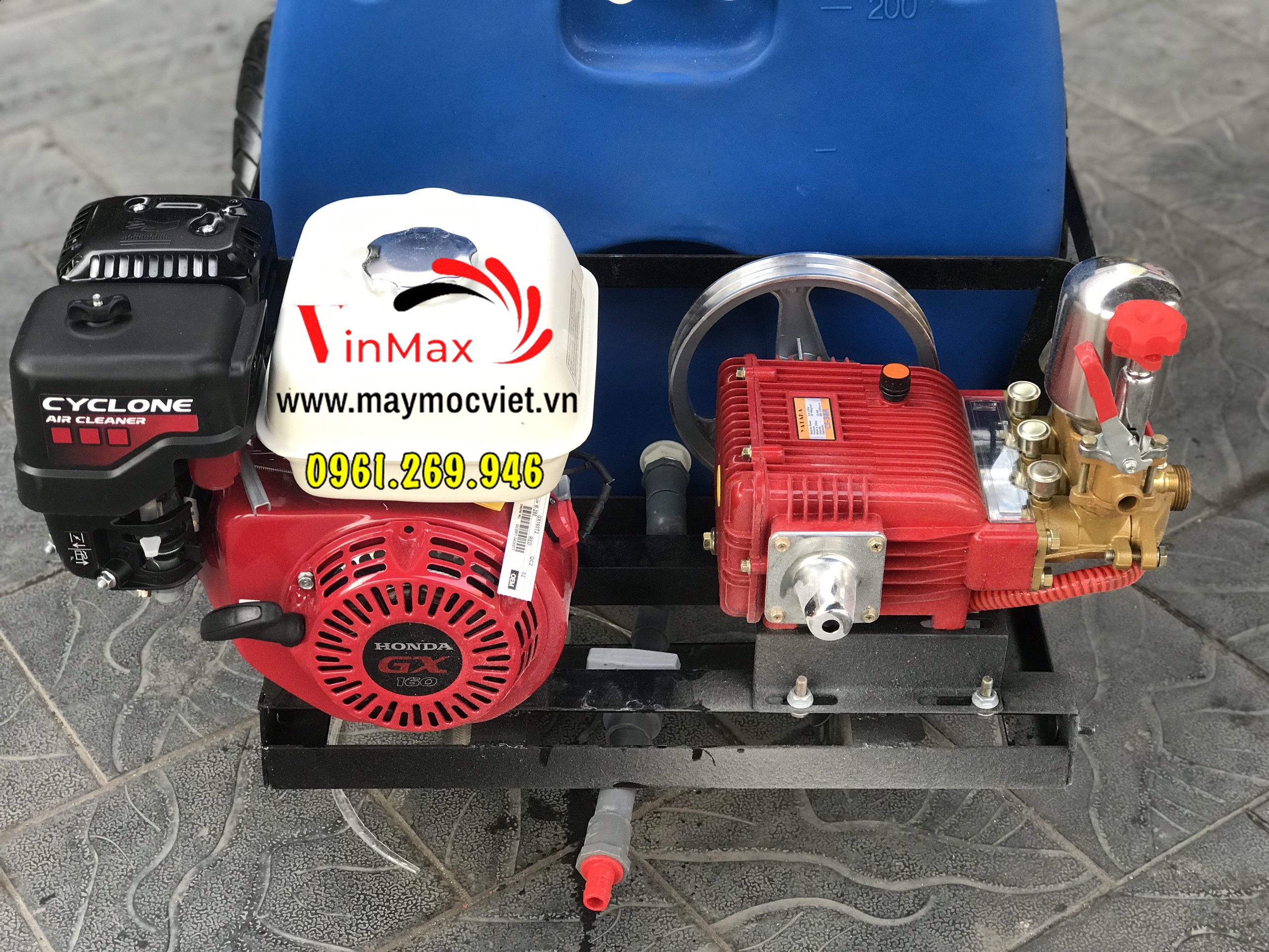 Máy phun thuốc Honda đẩy tay thùng chứa 200L di động