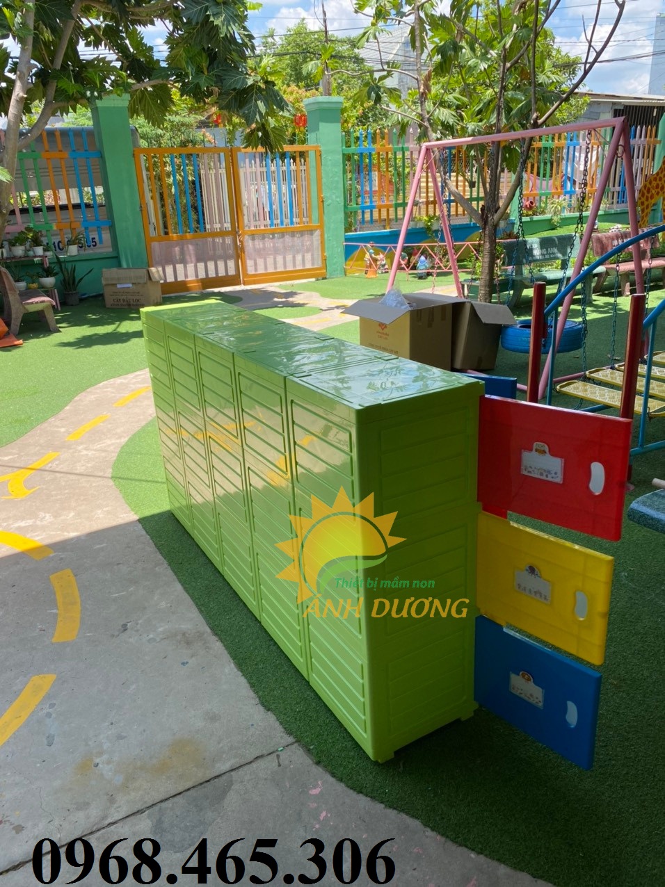 Tủ đựng cặp trẻ em bằng nhựa dùng trong trường mầm non, nhà trẻ