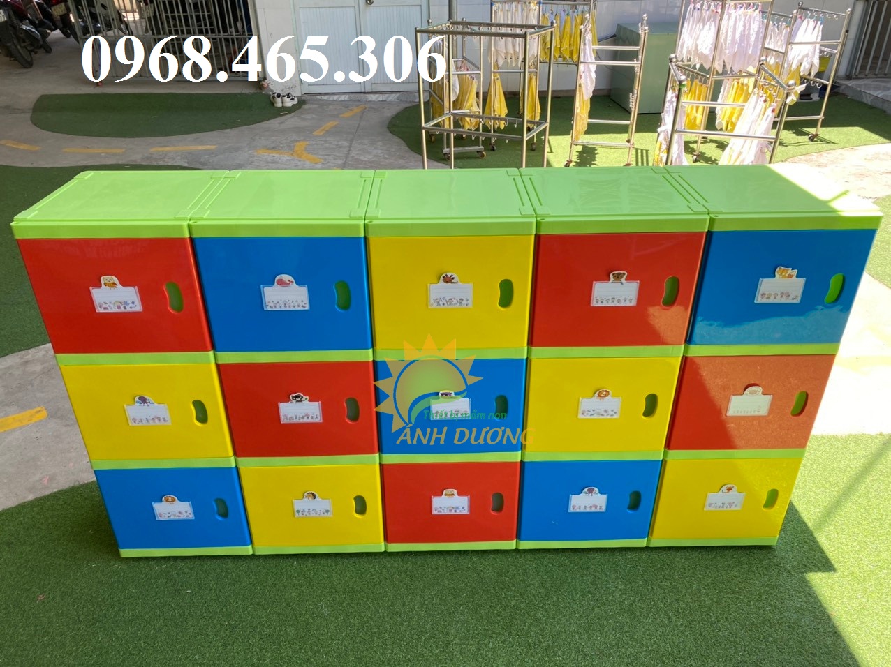 Tủ đựng cặp trẻ em bằng nhựa dùng trong trường mầm non, nhà trẻ