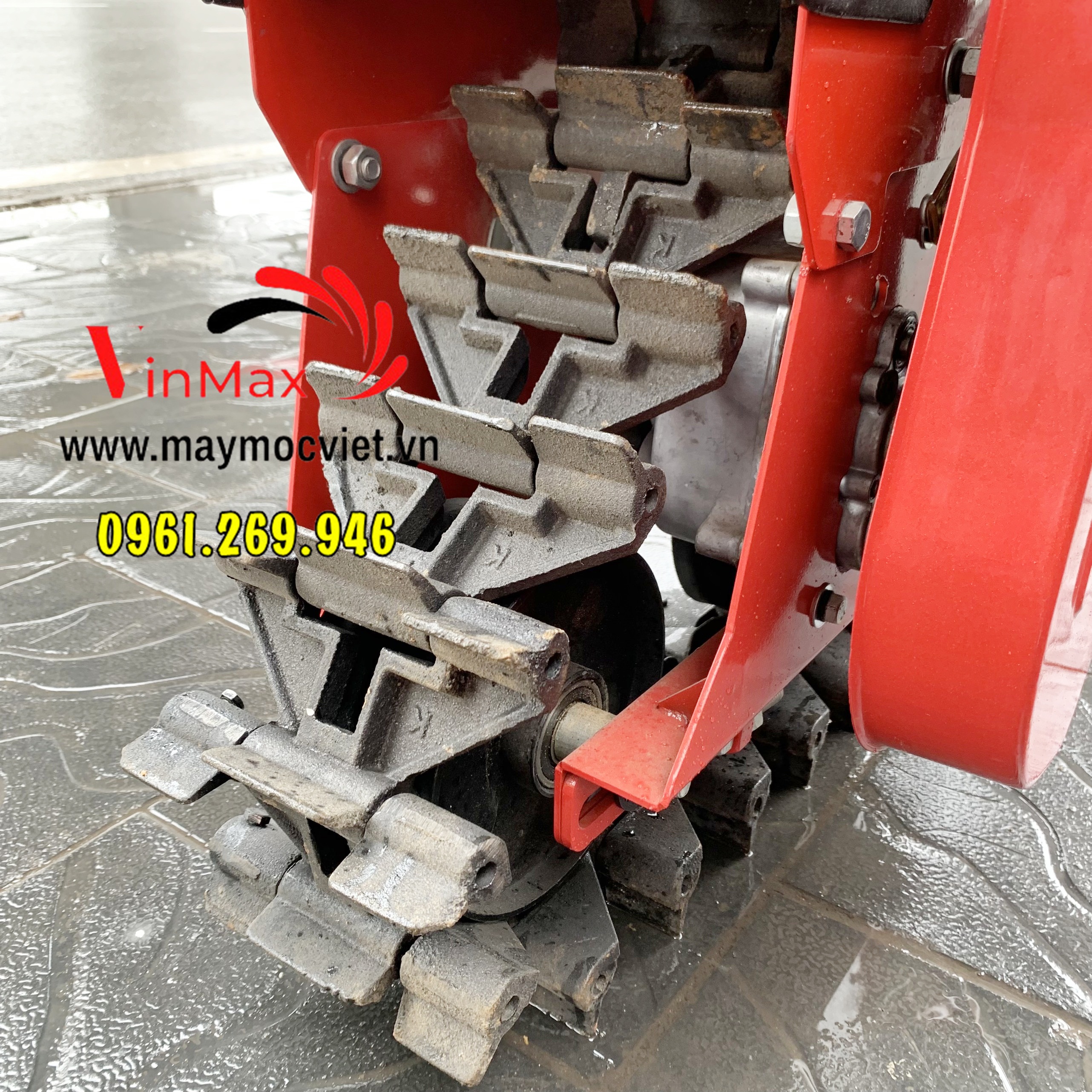 Máy đào rãnh đặt đường ống, máy vun luống ngô khoai Kawasaki TK70