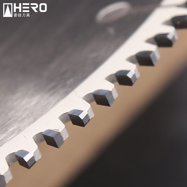 Lưỡi cưa dành cho máy cưa cắt ngang chất lượng tphcm