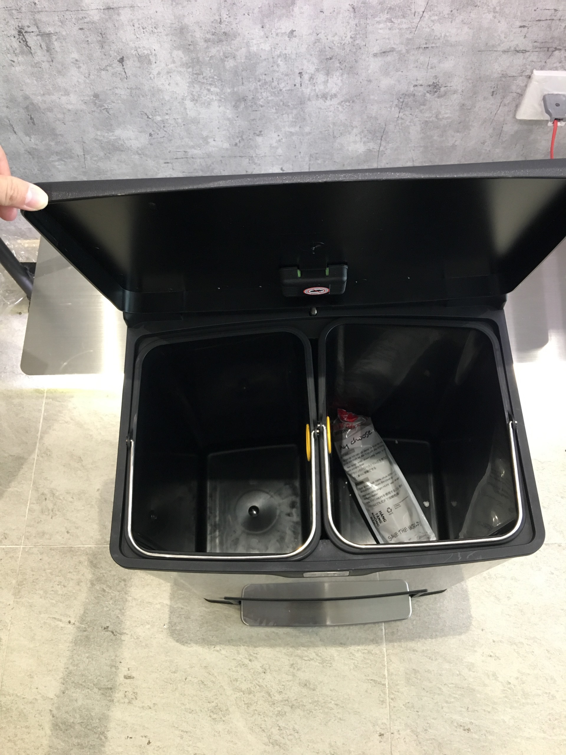 Thùng rác chân đạp đôi - Thùng rác Inox chân đạp - Giao hàng toàn quốc