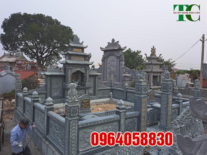 Khu lăng mộ đá xanh rêu bán tại Thái Nguyên