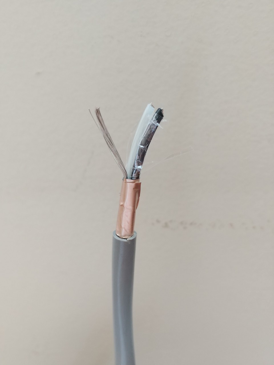 Cáp tín hiệu Hosiwell chống nhiễu 1x16AWG