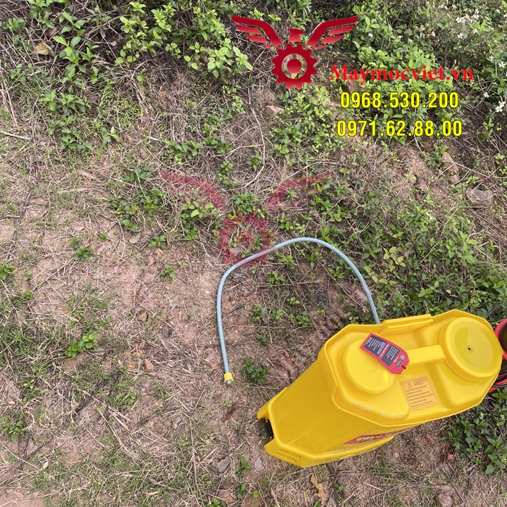 Máy phun thuốc diệt mối , muỗi , côn trùng Turbo BA-6 kèm hóa chất