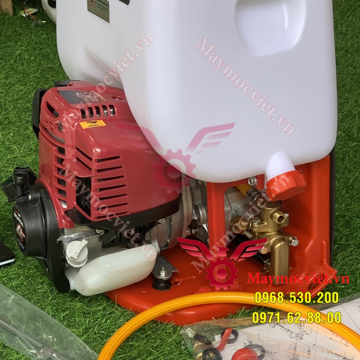 Máy phun thuốc trừ sâu , côn trùng HONDA GX35 hiệu quả