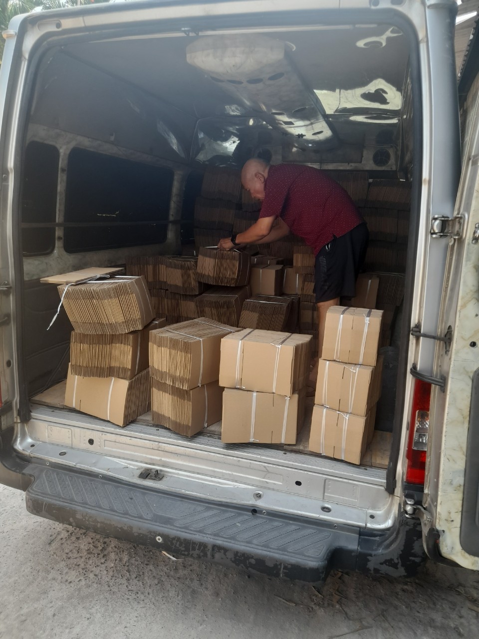 Hộp piza , hộp kiểu , hộp gài , thùng giấy , đủ loại kích thước