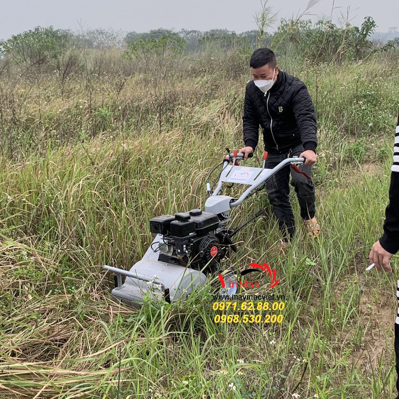 Đánh giá máy cắt cỏ trục băm Kawasaki VMTB70