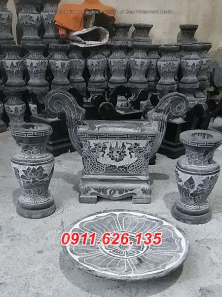 Mẫu Bộ Bát Lư hương Đá Đẹp Bằng Đá Xanh Nguyên Khối