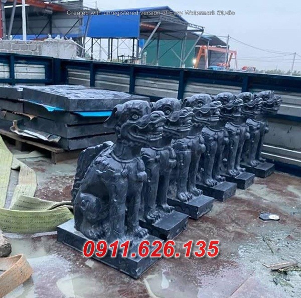 Linh Vật Đá