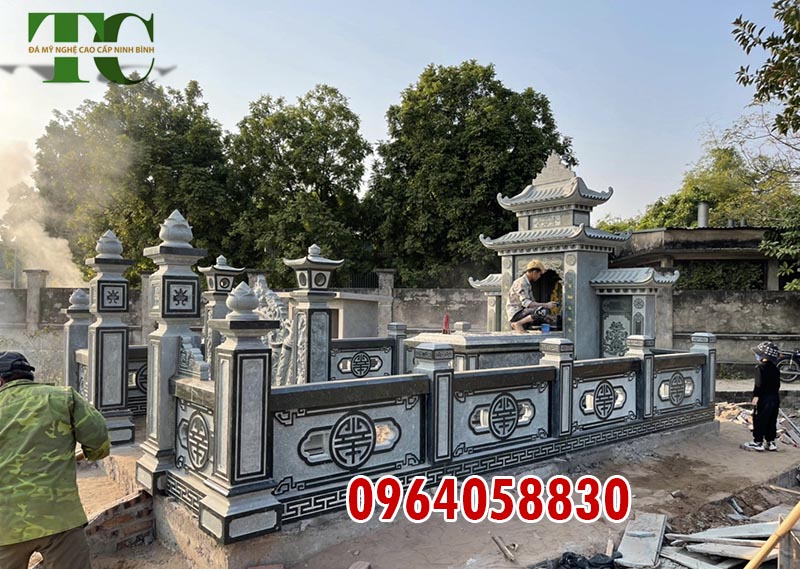 Khu lăng mộ đá xanh rêu Thanh Hóa nguyên khối cao cấp nhất hiện nay