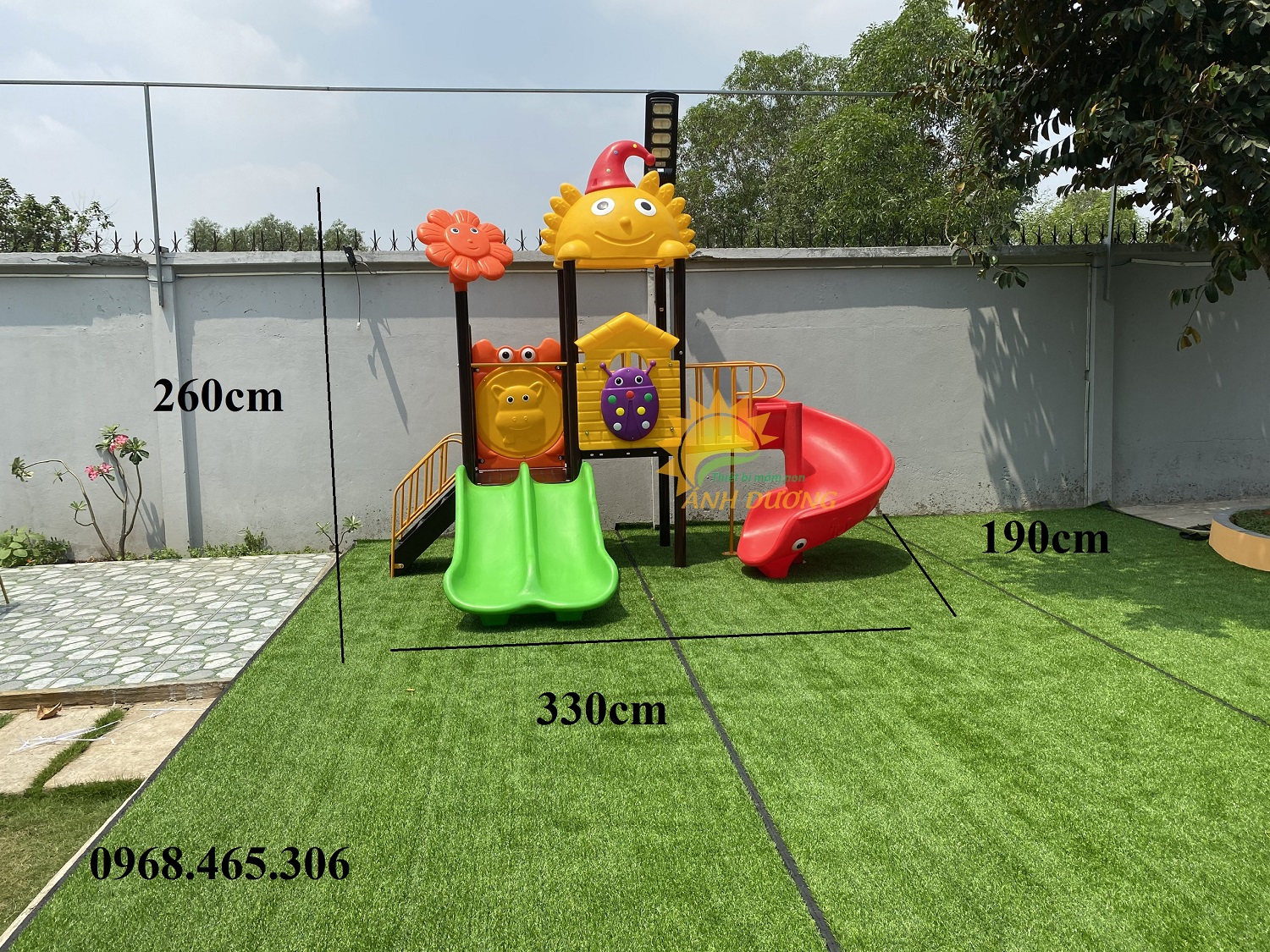 Cầu trượt liên hoàn kích thước nhỏ cho sân chơi gia đình, quán cafe