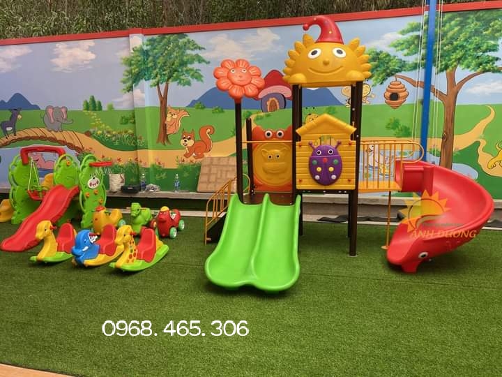 Cầu trượt liên hoàn kích thước nhỏ cho sân chơi gia đình, quán cafe