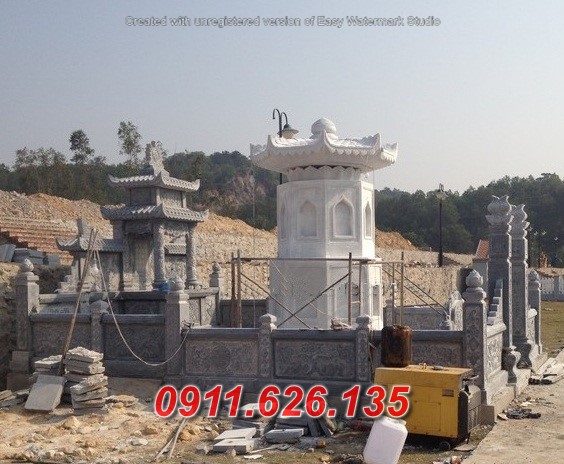 Mộ Tháp Đá Bằng Đá Nguyên Khối