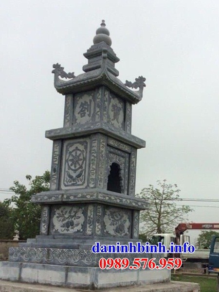 Mẫu mộ tháp phật giáo bằng đá tại tiền Giang