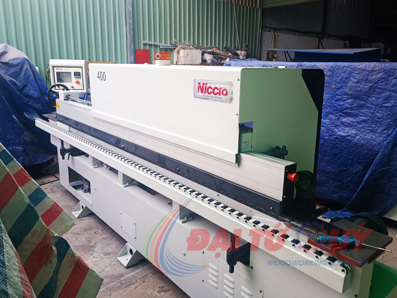 Máy dán cạnh tự động 5 chức năng giá tốt nhất trên thi trường hiện nay