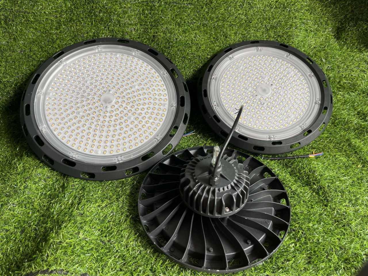 Đèn Led Nhà Xưởng 50w 100w 150w 200w Giá Rẻ Nhất Thị Trường