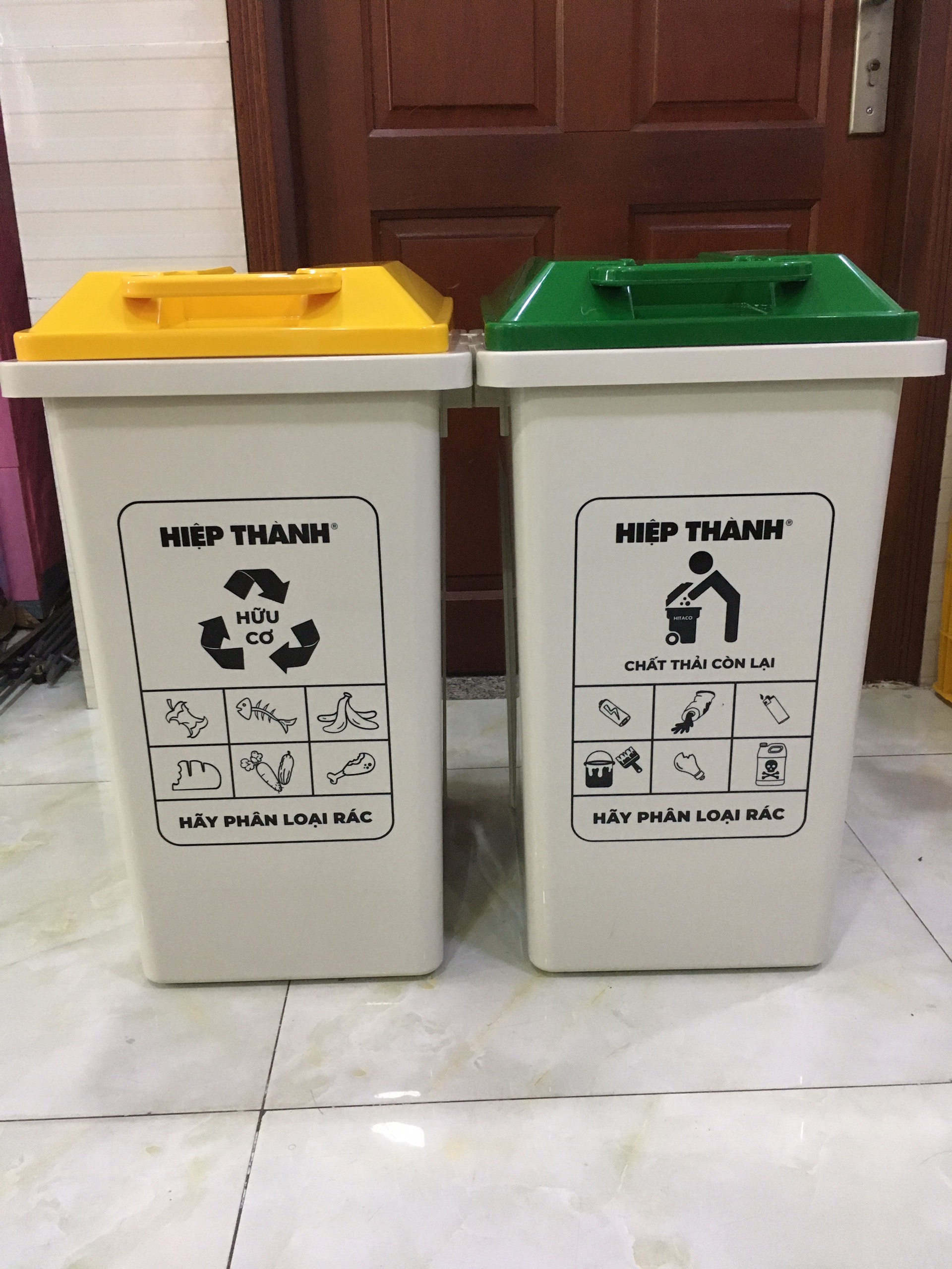 Thùng rác ngoài trời 60lit - 90 lit - 120 lit 240 lit