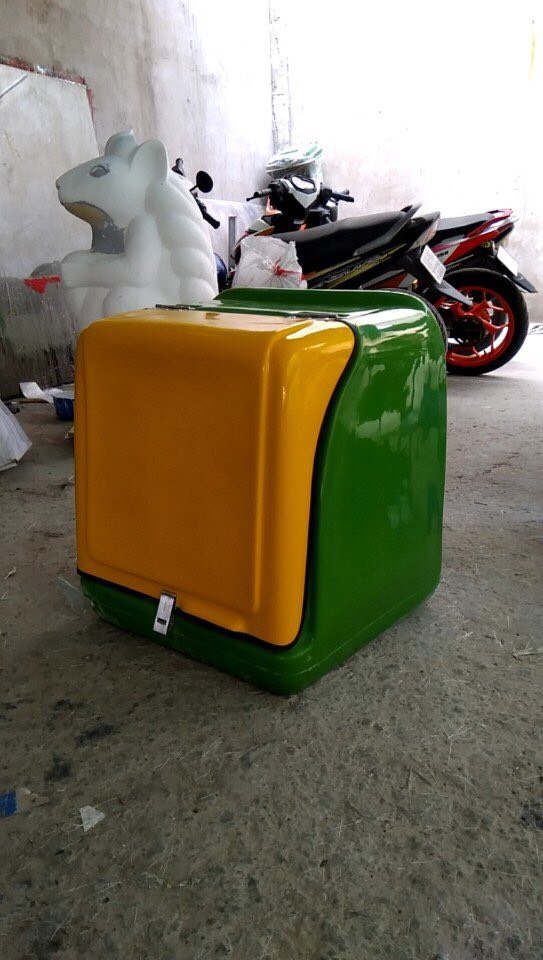 Thùng chở hàng composite - Thùng chở hàng gắn sau xe shipper