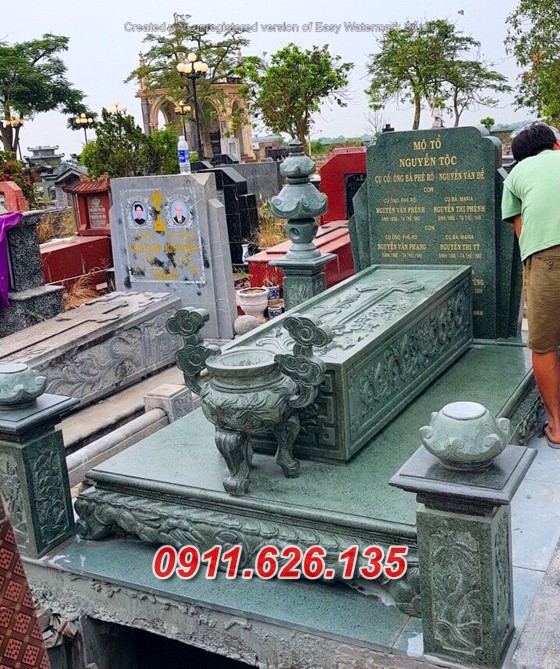 mộ đá công giáo đạo thiên chúa, làm từ đá nguyên khối