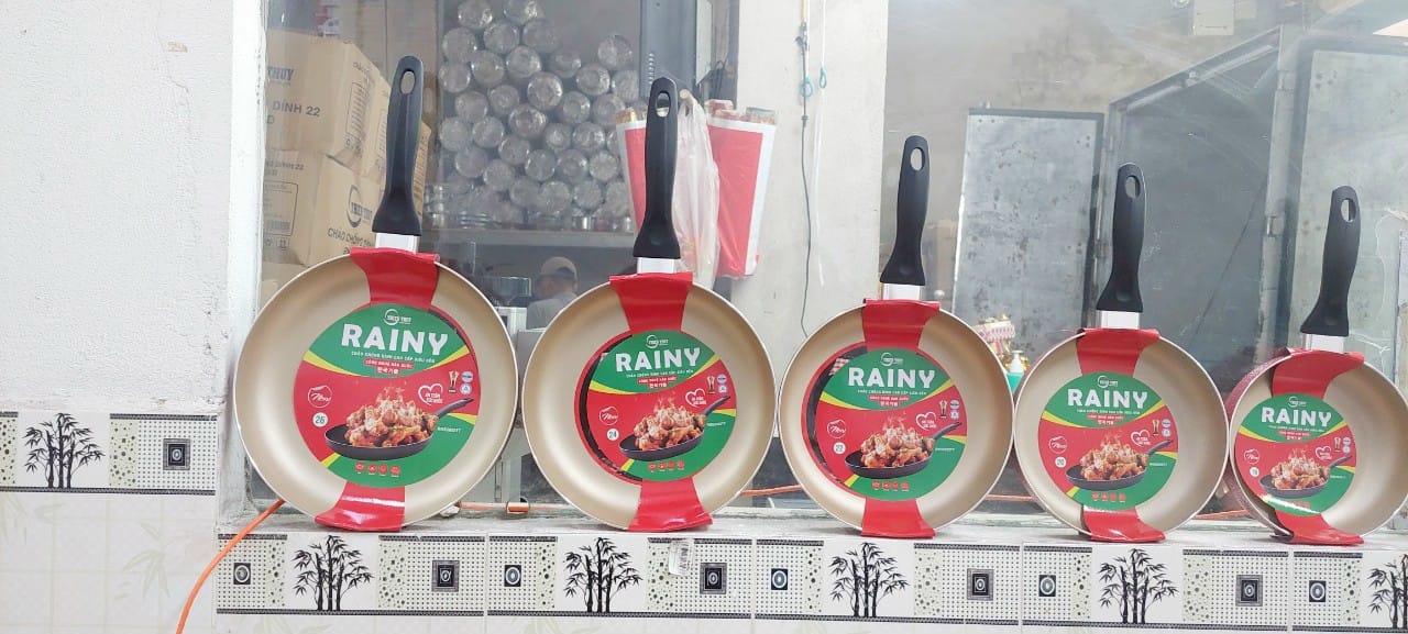 chuyên cung cấp sỉ xoong nồi, nồi lẩu, bếp cồn và inox gia dụng rainy