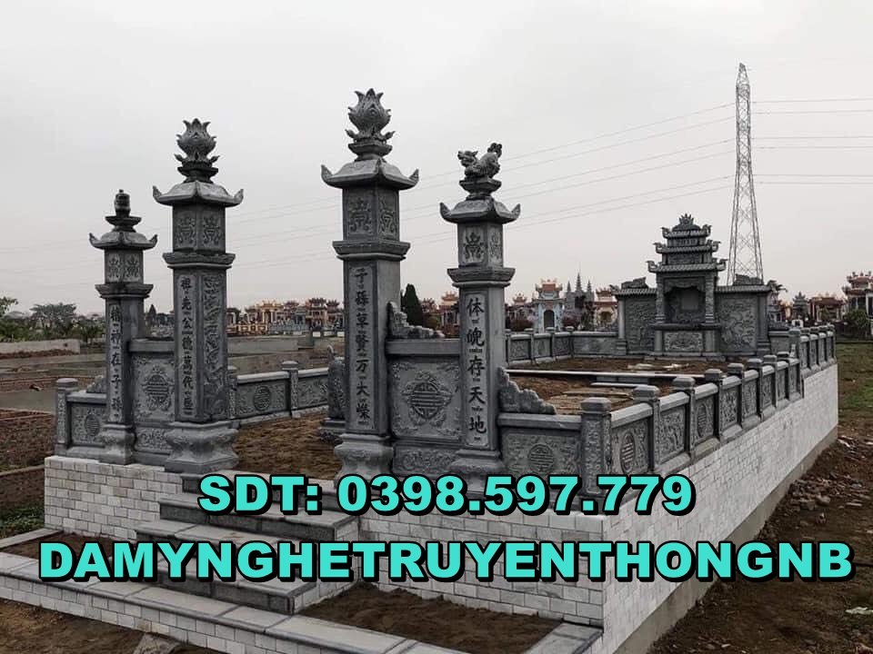 cột tứ trụ đá xanh đen đẹp lắp ráp tại ninh bình 2023