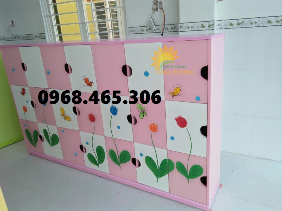 Tủ đựng cặp,, dép mầm non dành cho nhà trẻ, trường mầm non