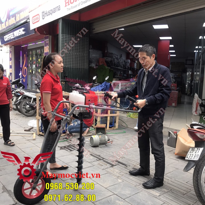 Máy khoan đất giá rẻ tại Hà Nội ( kèm mũi khoan 150)