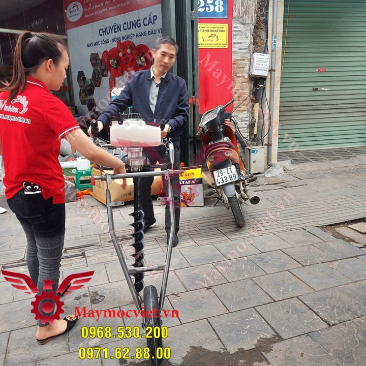 Máy khoan đất giá rẻ tại Hà Nội ( kèm mũi khoan 150)