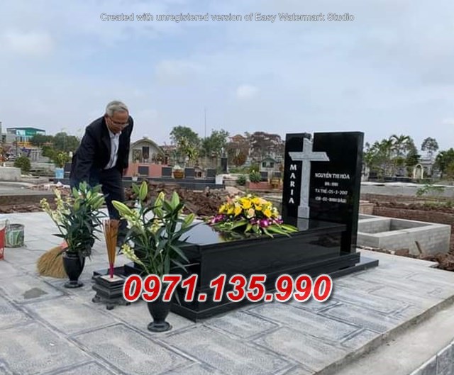 Mẫu mộ đá công giáo để tro cốt đẹp bán tại Vĩnh long trà vinh