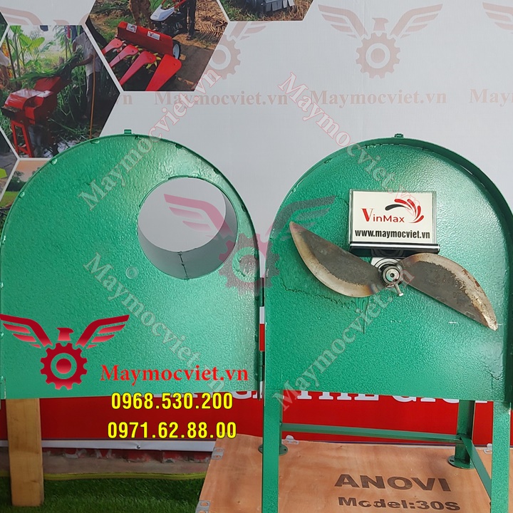 Máy thái chuối mịn cả cây cho gia súc gia cầm