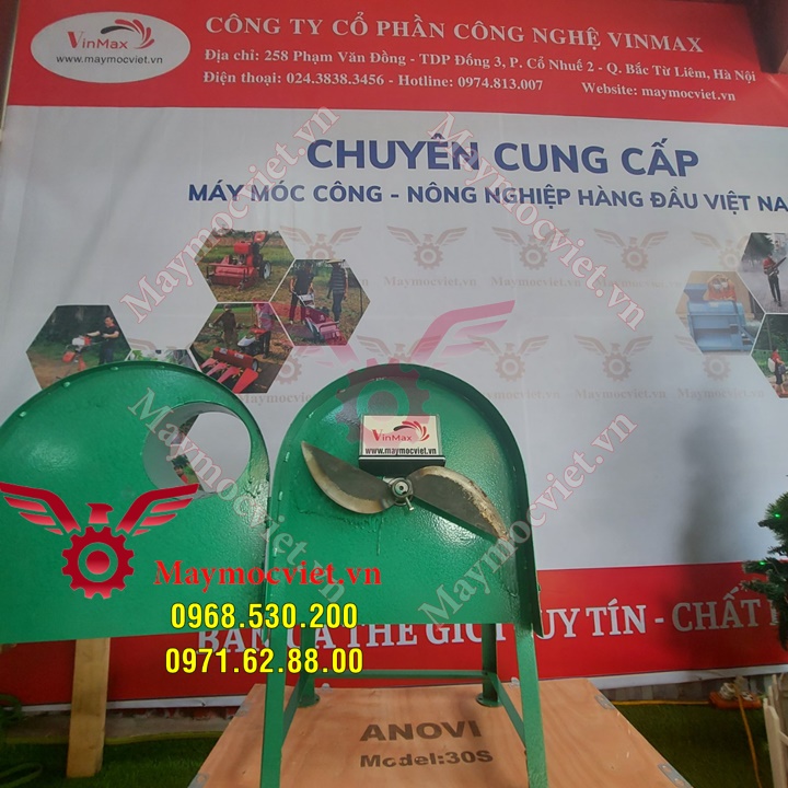 Máy thái chuối mịn cả cây cho gia súc gia cầm