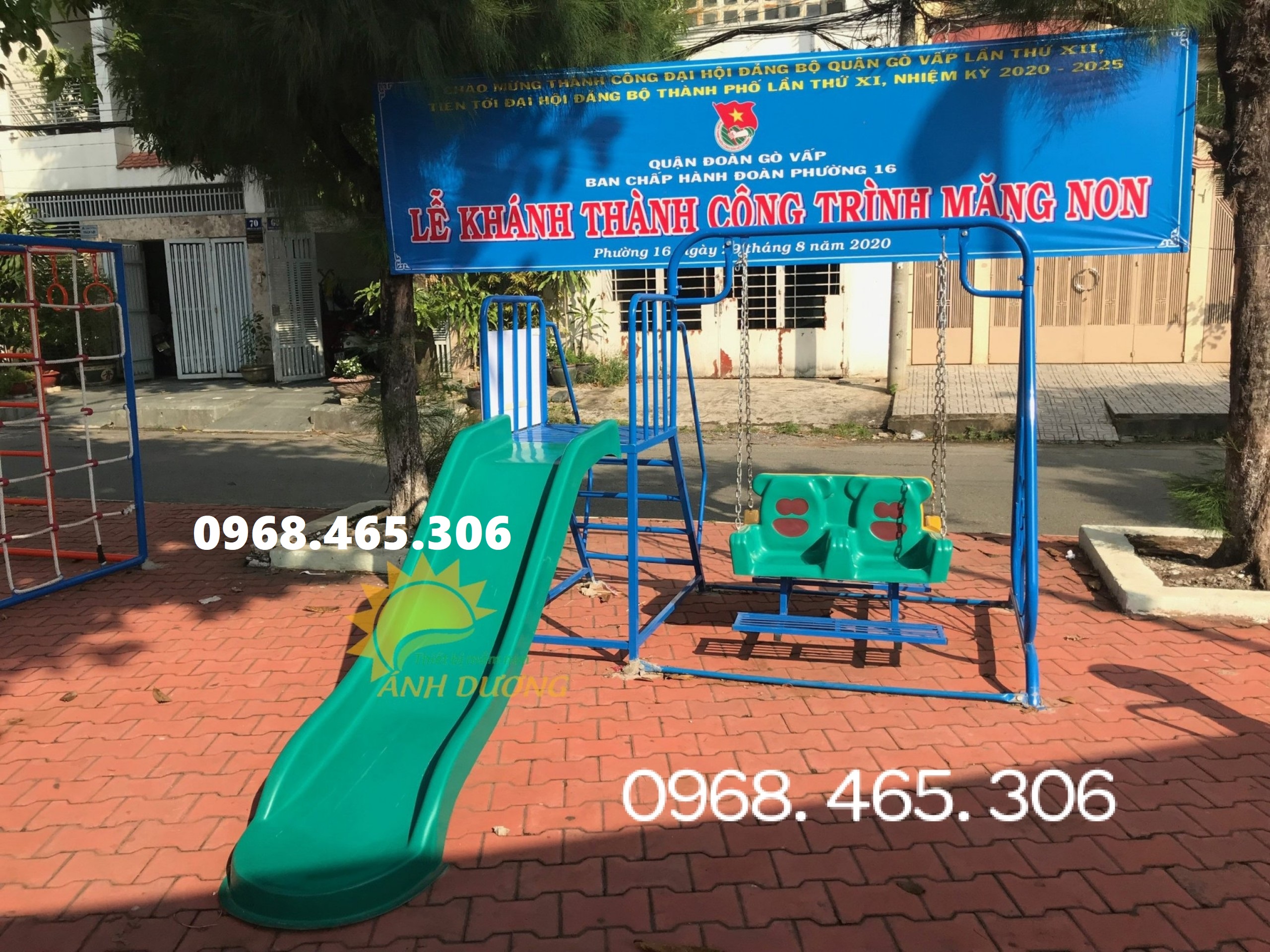 Cầu trượt trẻ em nhiều mẫu dành cho trường mầm non, quán cafe