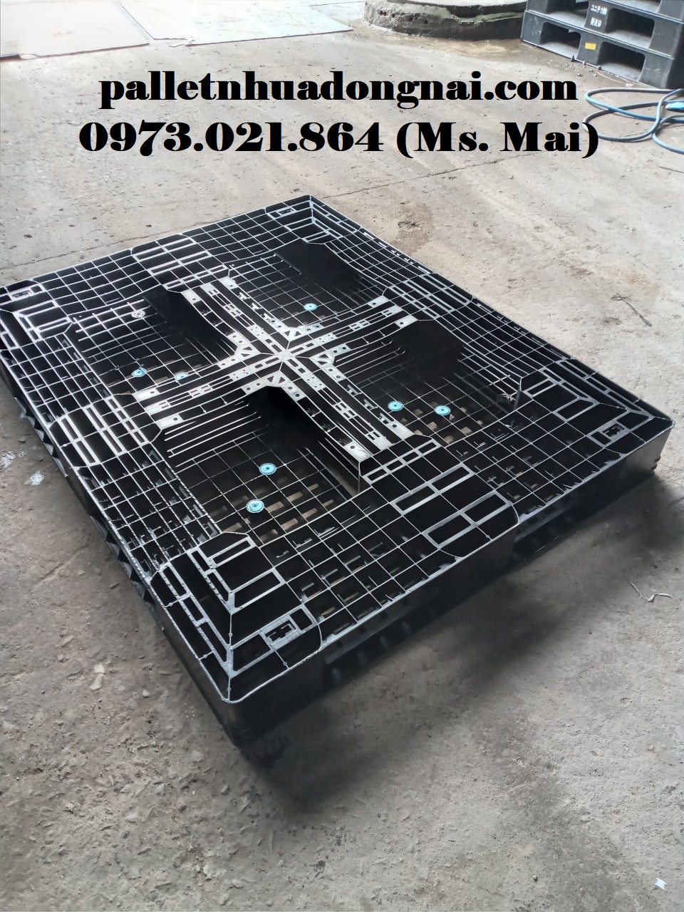 Pallet nhựa cũ tại Cà Mau, liên hệ 0973021864