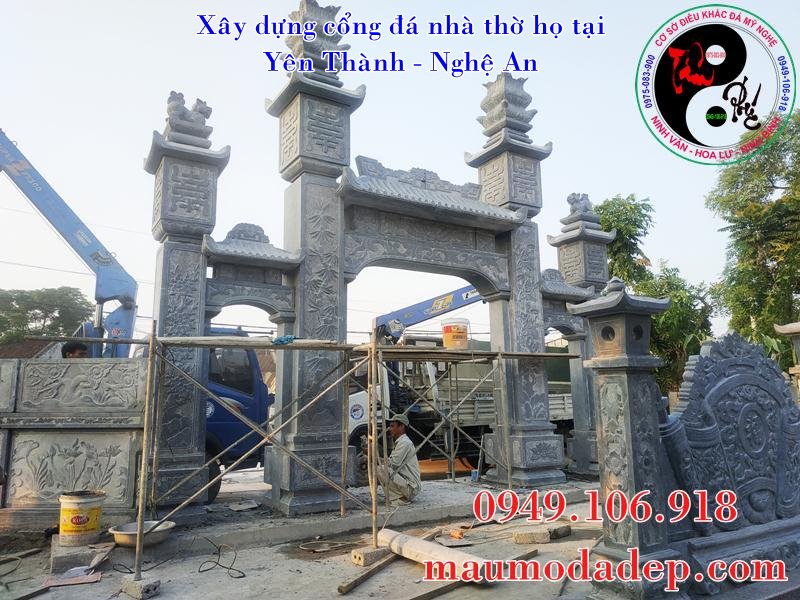 Lắp đặt cổng tam quan đá nhà thờ họ tại Yên Thành- Nghệ An